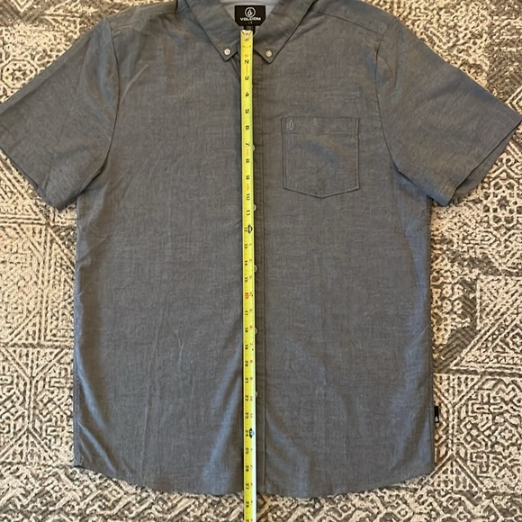 Volcom Modern Fit Button-Up - Picture 7 of 10
